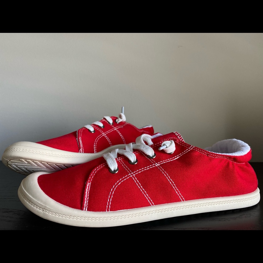 J. Mark Womens Canvas Sneakers